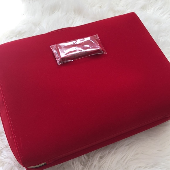 Estée Lauder red zipper cosmetic bag - Picture 2 of 12
